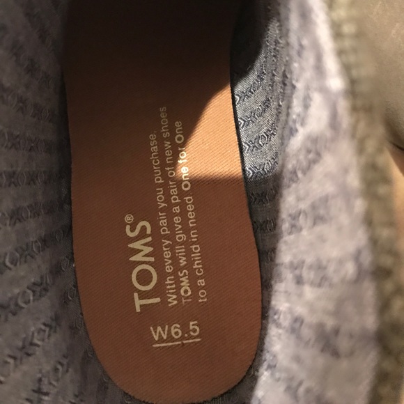 Toms booties - Picture 2 of 6